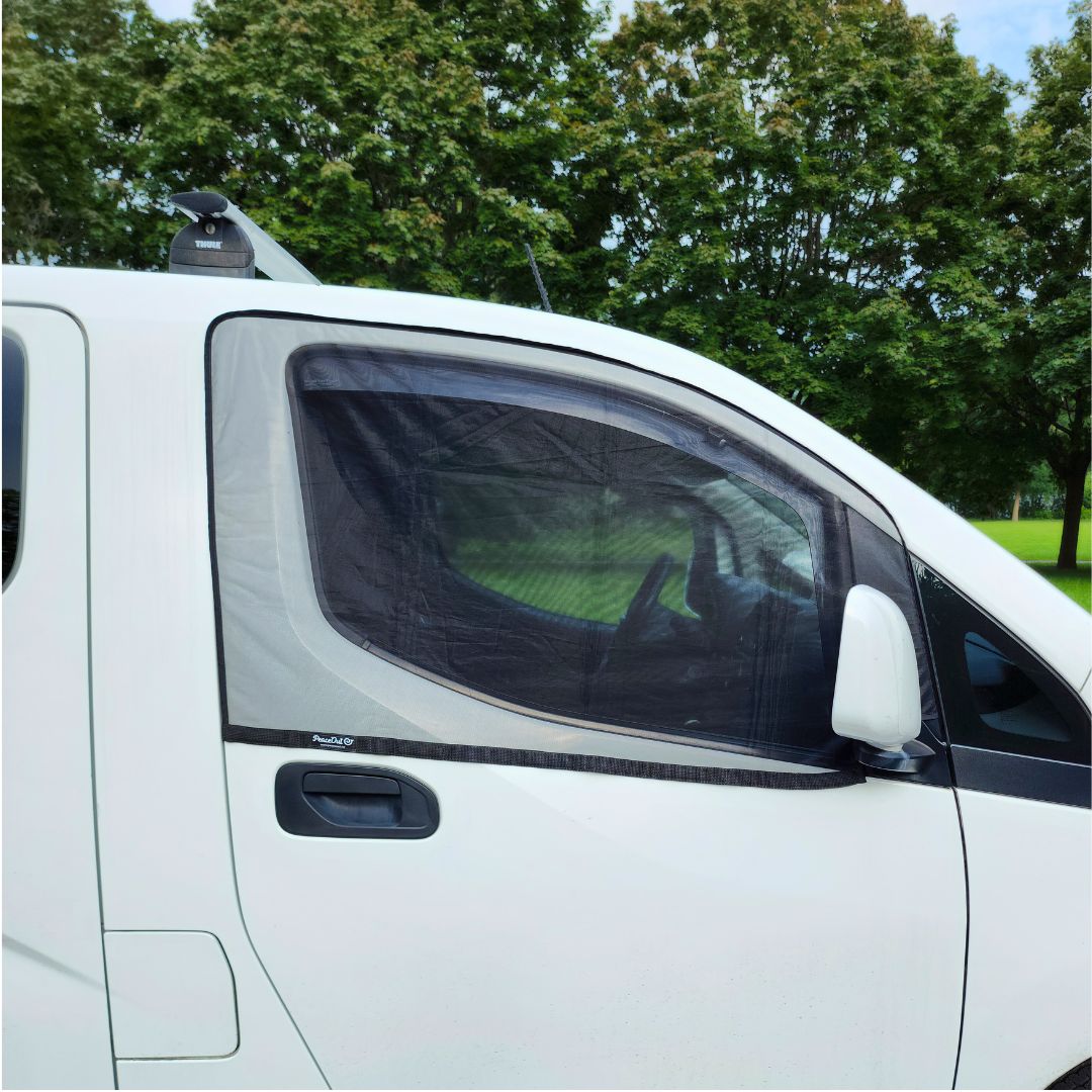 Bug screen for Nissan NV200 door, offering optimal protection against mosquitoes while allowing you to enjoy fresh air. With this mosquito net specifically designed for the Nissan NV200, you can lower your windows without letting mosquitoes in. Enjoy your travels in peace with this durable and easy-to-install mosquito net for your Nissan NV200, keeping mosquitoes out while letting fresh air in.